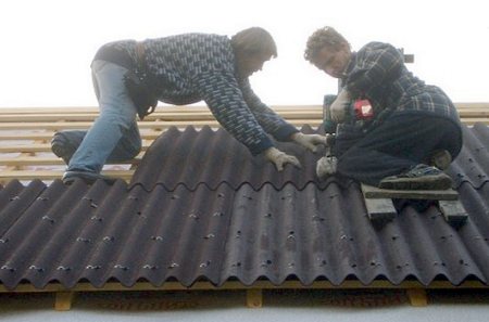 Монтаж ондулина на односкатную крышу: пошаговая схема укладки